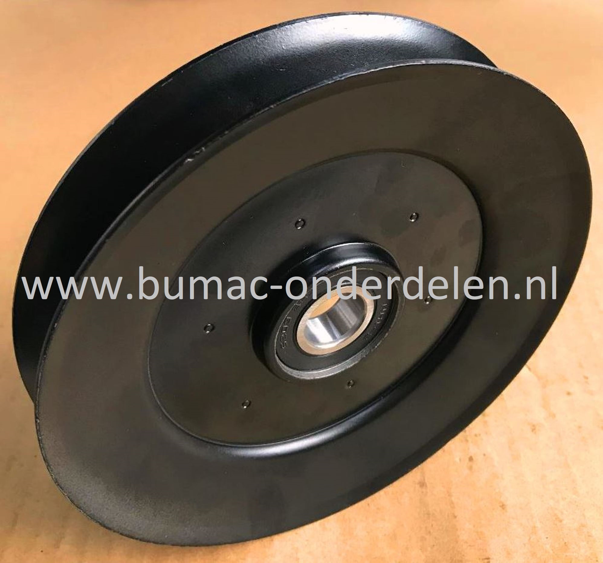 Gelagerde V-snaar Poelie van Toro voor series Z500, Z Master (2004 en later), met maaidekken van 60 tot 72 inch, series Z250, Z Master 742XX (1999 tot 2007) met maaidekken van 52, 60 of 72 inch Zitmaaiers, Riemschijf voor Rij Aandrijving en Maaidek Aandri