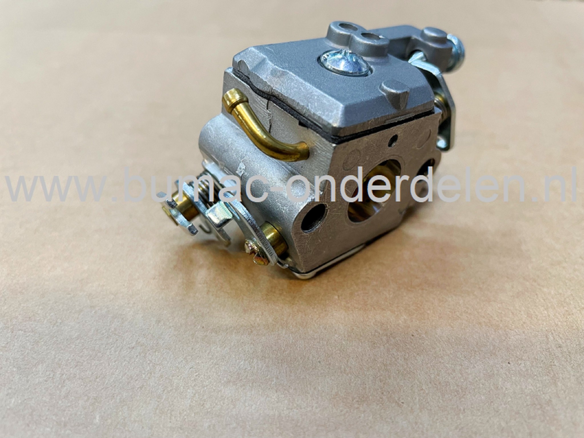 Carburateur Compleet voor HUSQVARNA 223L, 223R, 322E, 332L, 322R, 322T, 323C, 323E, 323EX, 323L, 323LD, 323R, 323RII, 323J, 323P4. 325CX, 325E, 325L, 325LDX, 325LX, 325LXT,  325RDX, 325RJX, 325RX,  325RXT, 325TX, 325P4X, 325P5X, 326C, 326CX, 326EX, 326ES,