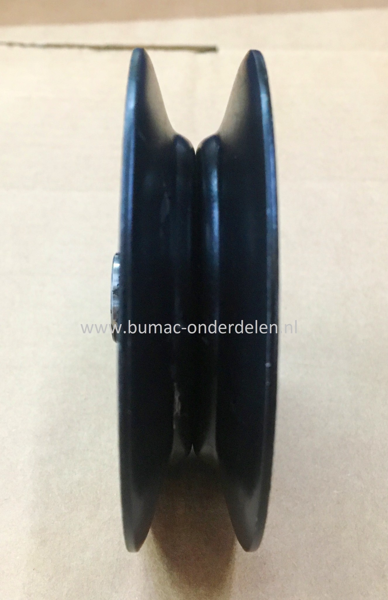 Gelagerde V-snaarpoelie voor YardMan, Wolf, CubCadet, Bolens, White, Etesia Zitmaaier DLX107 - SHLK -SC Edition - ELX96SA - ELX127SALSK - LX96S - GLX122FH - MF3815SD - MF4118SD - MF4222SD - MF5025SD - MF3816SD - MF3813ST - MF4215SH - MF4218ASD - MF3816SH