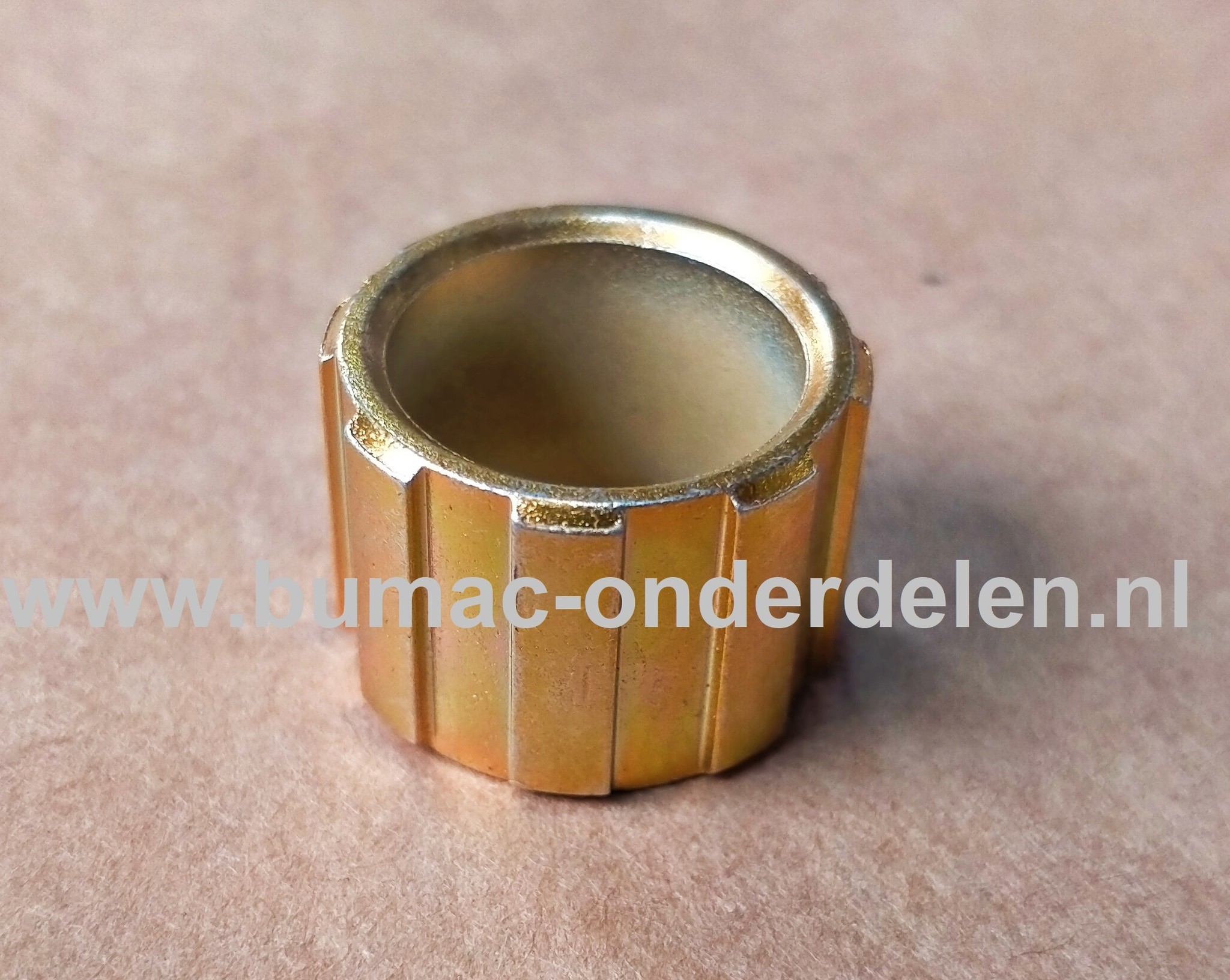 Afstandsbus 17x12,7x11,8 mm voor V snaar Poelie Aandrijfdelen, V Snaren, Poelie, Spanrol, Maaidekken, Rijaandrijving, Zitmaaier, Frontmaaier, Tuintrekker, Verloopbus, Afstandsbus, Reduceerbus