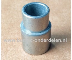 Afstandsbus 13x31,3 mm voor V snaar Poelie Buitendiameter Bus Ø 17 mm Binnendiameter Ø 13 mm Lengte 31,3 mm Buitendiameter flens Ø 20,6 mm Flensdikte 19,2 mm Aandrijfdelen, V Snaren, Poelie, Spanrol, Maaidekken, Rijaandrijving, Zitmaaier, Frontmaaier, Tui