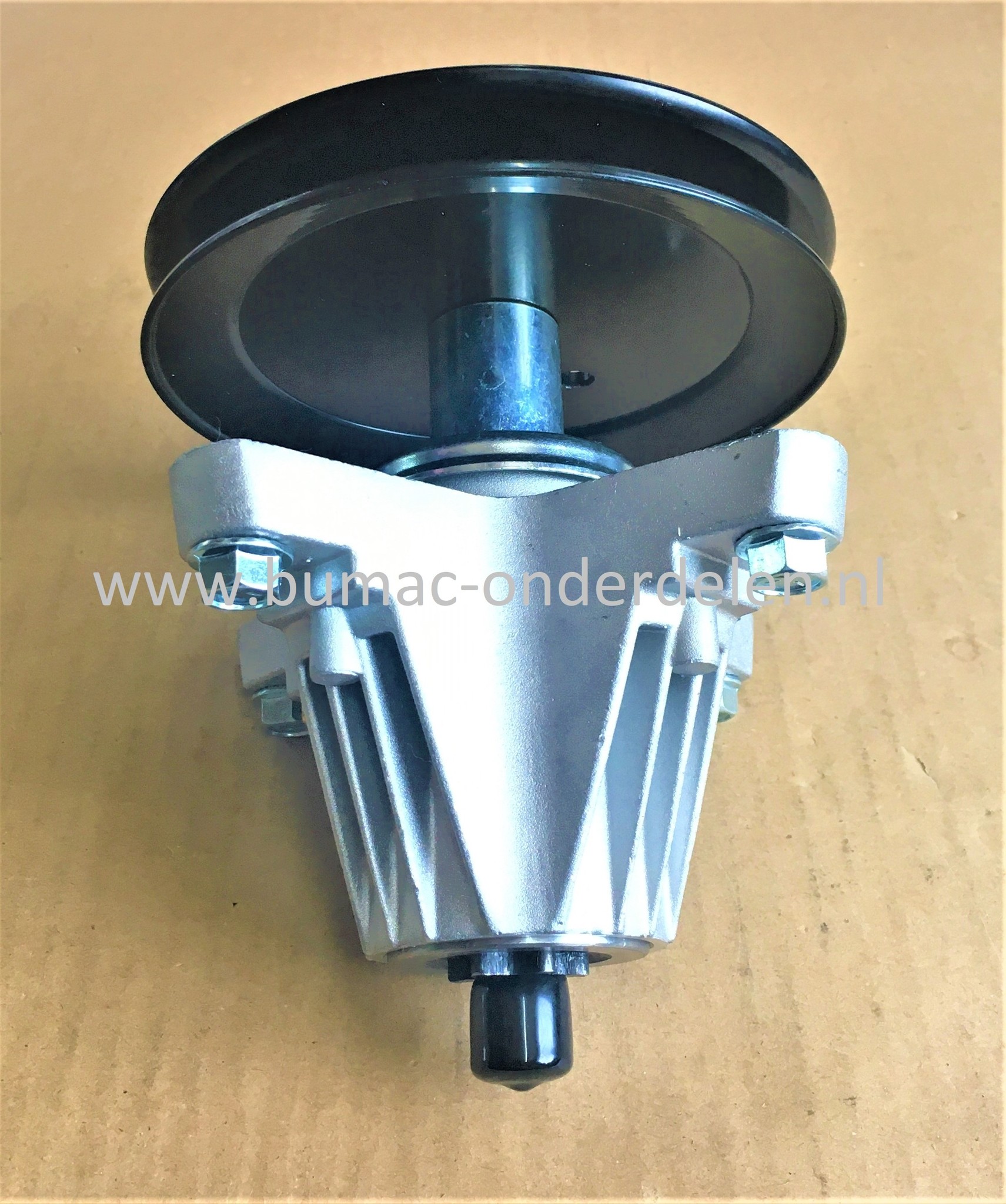 Lagerhuis compleet voor MTD, CubCadet Zitmaaiers, Tuintrekkers met 42 inch, 107 cm Maaibreedte XT1547/42, LX42", XT1OS107, XT2 PS107, Mesas, Lagerhuis met Meshouder, XT 1 547/42, LX 42", XT 1  OS 107, XT 2 PS 107