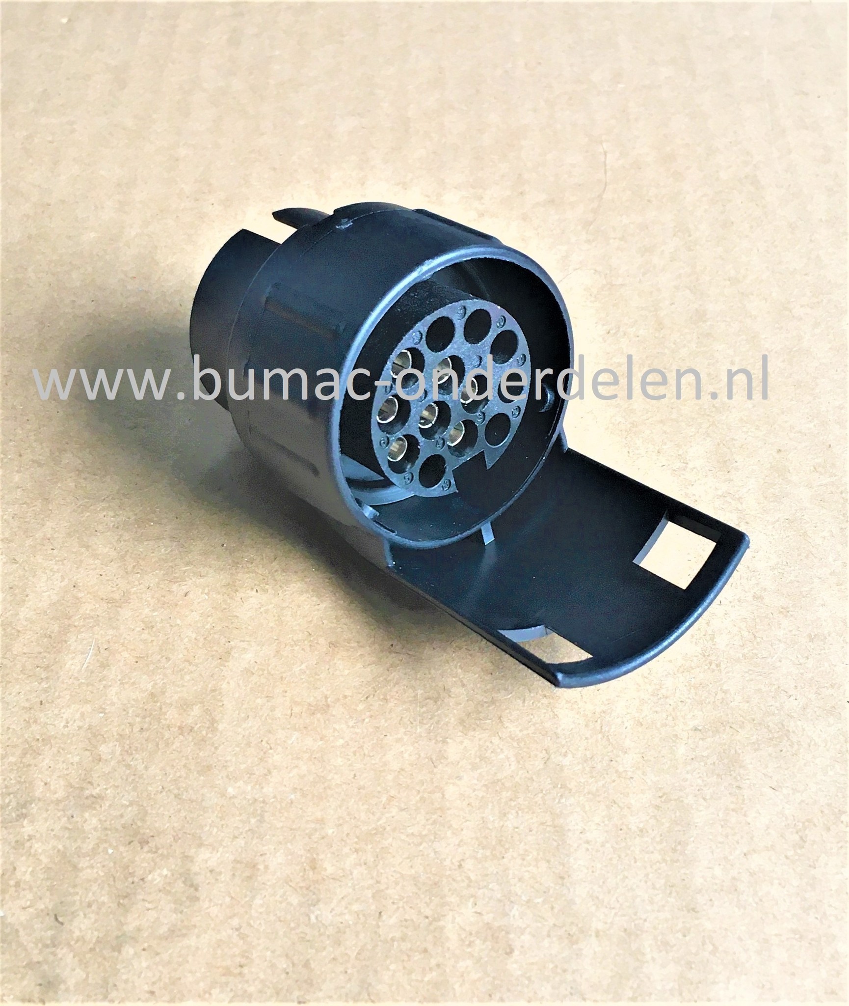 Verloopstekker Adapter 7/13 - polig Kunststof 12V-24V voor het verbinden van 13 naar 7 polig circuit  voor Aanhangers, Fietsendragers, Caravan achter Trekkers, Auto, Tussenstuk voor 13 en 7 pennen installaties, 13 naar 7 fiches
