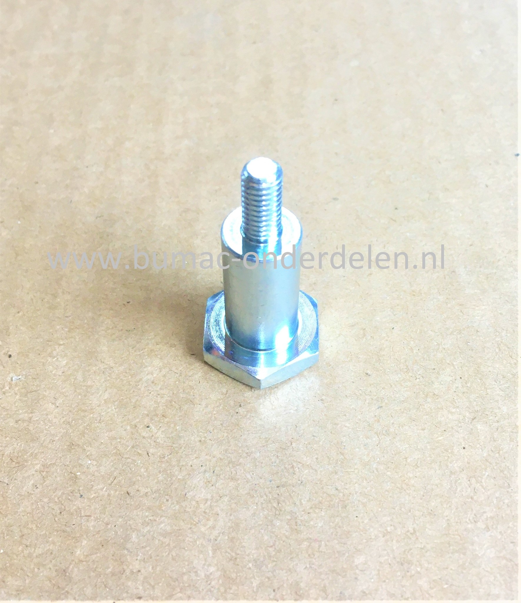 Steunbout voor Grasbuis op Castelgarden, Stiga, Mountfield, Alpina Grasmaaiers, Zitmaaiers 1436H, 1436M, 1636H, 1636M, CH920ID, CT13 5/92, EB12/92, EF90C/13,5H, Estate President, Estate Senator, ET13/92, GB11 5/92, MT545, MT585, OM92C/13,5, Skipper 92HK,