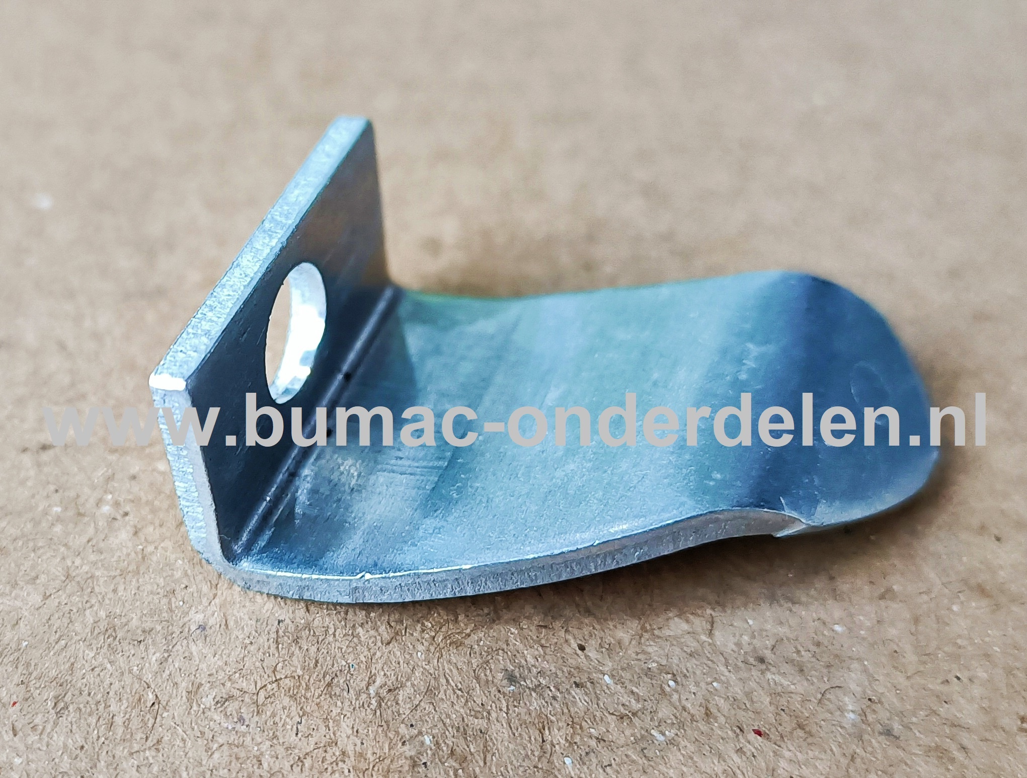 Kettingvanger voor Dolmar en Makita Kettingzaag, Motorzaag Dolmar Kettingvanger voor PS460, PS500, PS4600, PS5000, Makita DCS501, DCS4600, DCS4630, DCS5000, DCS5030 Motorzaag Kettingvanger - Kettinggeleider voor Benzinezagen van Dolmar en Makita