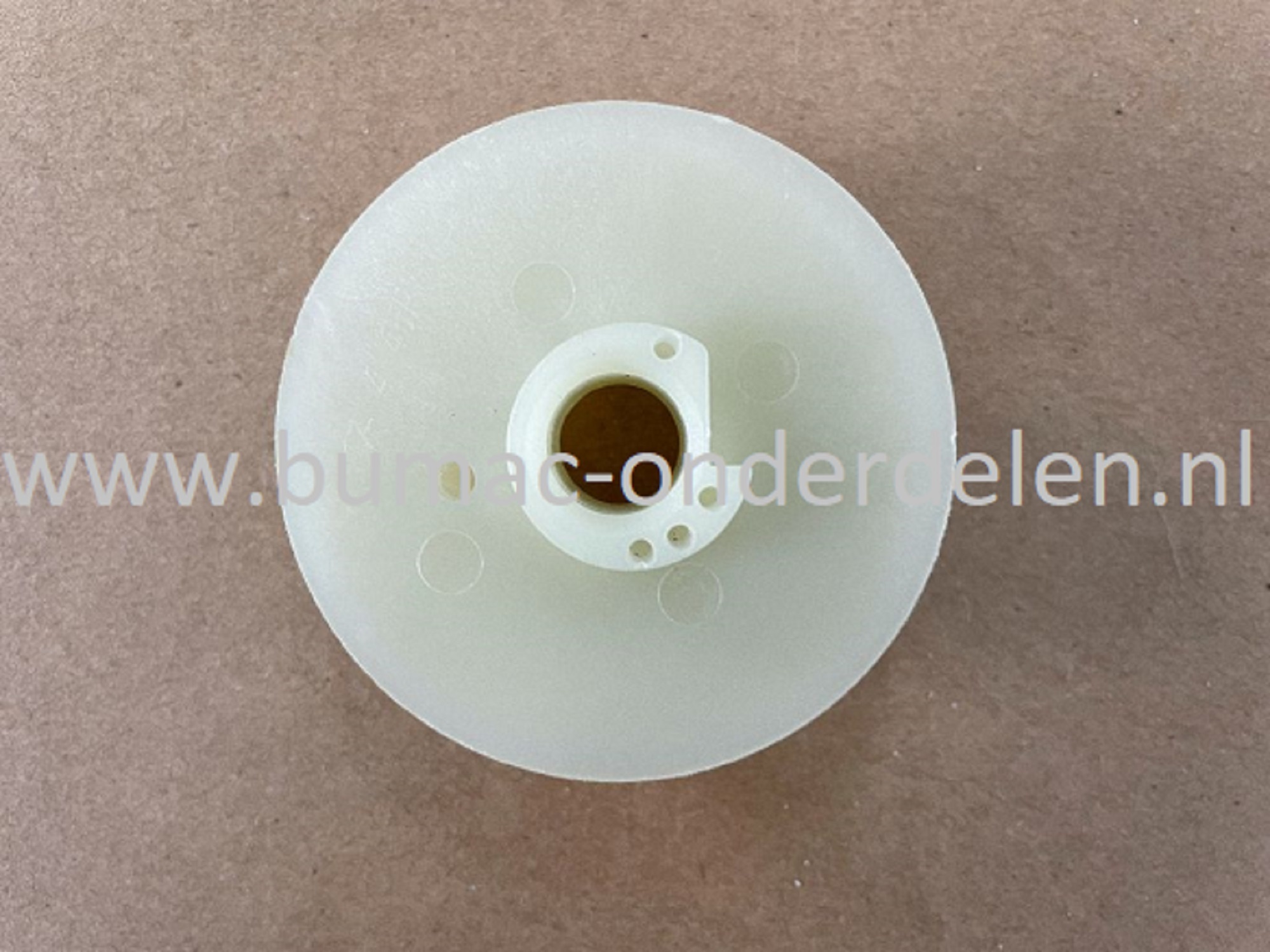 Startpoelie voor Jonsered, Husqvarna CS2041, CS2045, CS2050, GR41, GR44, GR50, RS41, RS44, 40, 45, 49, 240, 240F, 240R, 245R EPA, 245RX, 245RX EPA, 333, 335XPT Bosmaaiers, Trimmers , Motorzeis, Kettingzagen, Starterkoordpoelie, Poelie