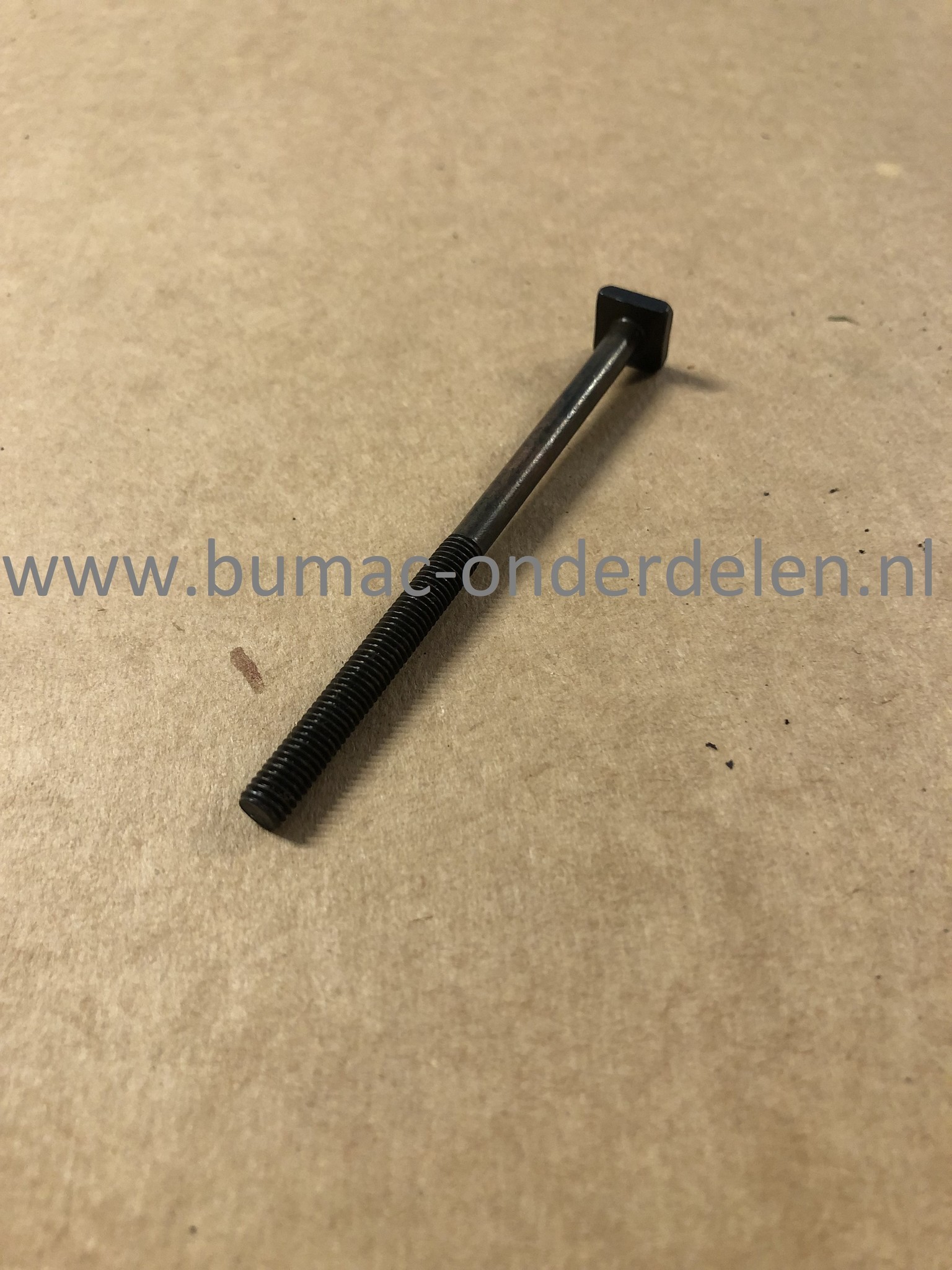 Uitlaatschroef M5x83 mm voor Husqvarna - Jonsered Kettingzaag 51, 51 EPA, 55 Ranger EPA  schroef, bevestigingsschroef, uitlaatbout