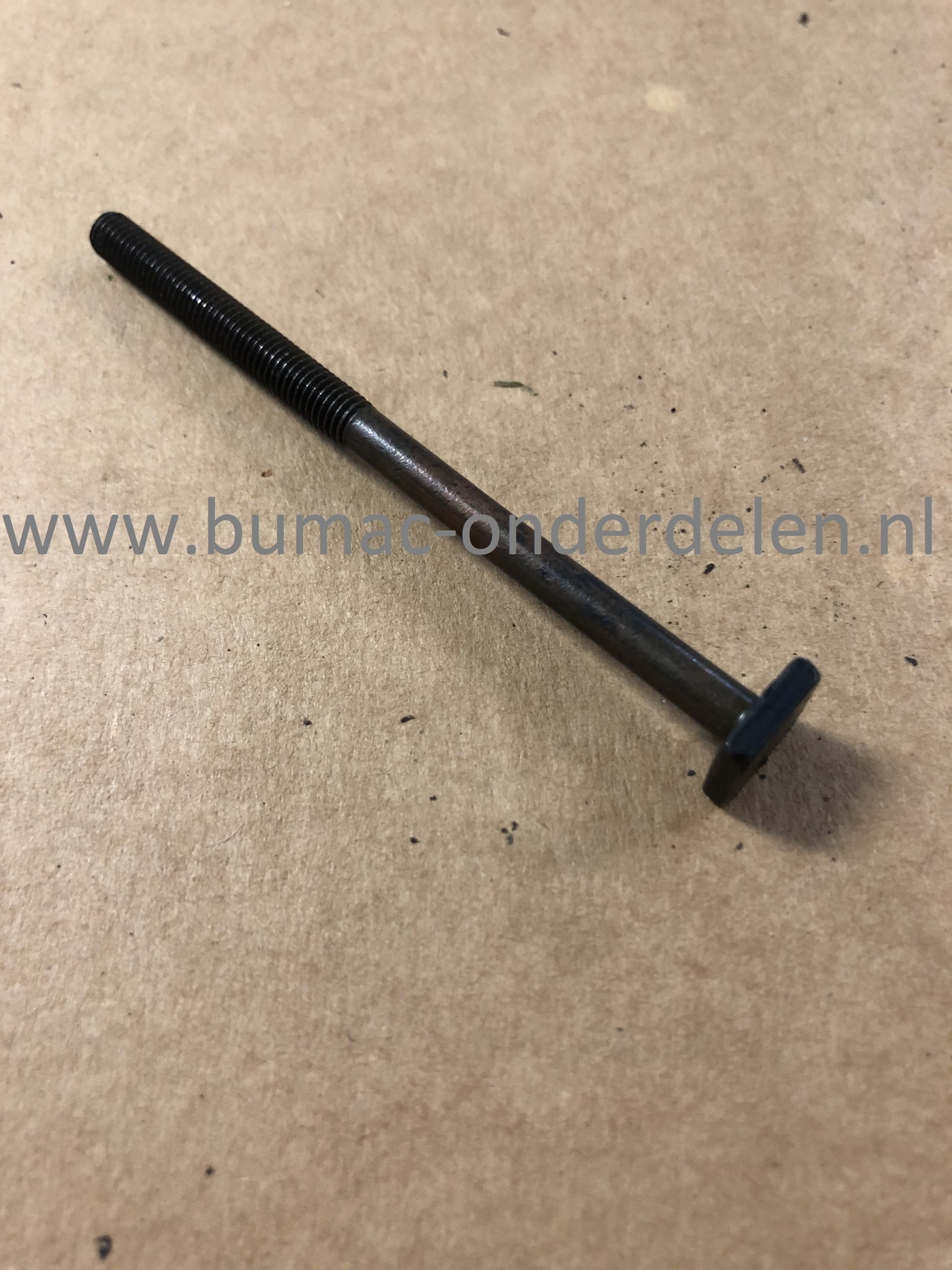 Uitlaatschroef M5x83 mm voor Husqvarna - Jonsered Kettingzaag 51, 51 EPA, 55 Ranger EPA  schroef, bevestigingsschroef, uitlaatbout