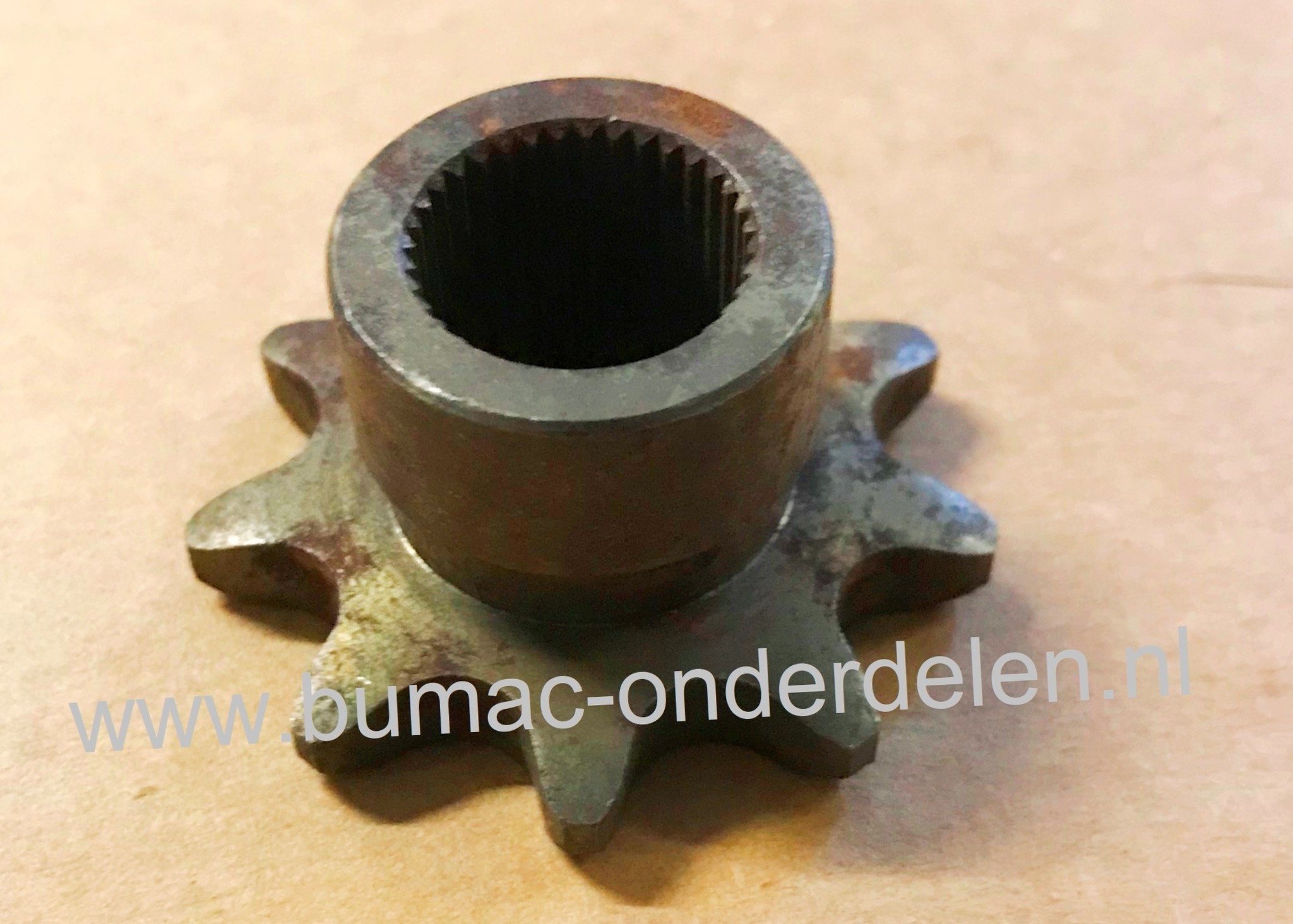 Tandwiel 9 Tands Spline Peerless Aandrijfbak voor Simplicity Zitmaaiers, Frontmaaiers, Grasmaaiers, Tuintrekkers Sprocket, Tandwiel op Peerless Aandrijfbak Frontcutter