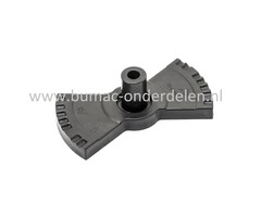 Houder voor Parkeerrem op MTD, Wolf, CubCadet Zitmaaiers, Tuintrekkers Wolf Ambition 107.175 H, Ambition 96.155 H, Blue Power 107.175 H, Select 107.175 T, Select 96.130 T, Expert 13.96 H, MTD LF 155, LF 125, LF 135, LG 175, LG 135, P 155 HF, P 180 HG