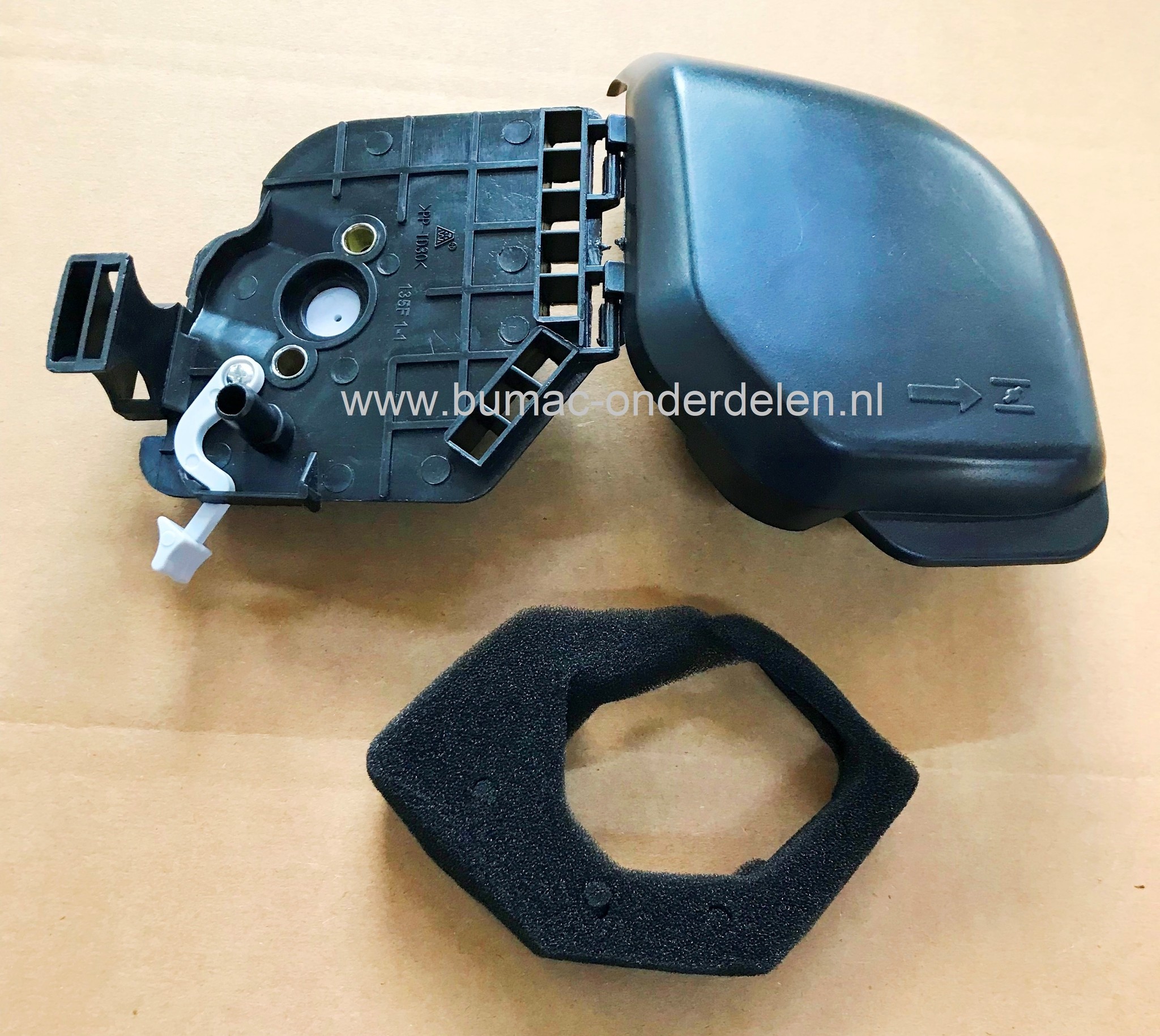 Luchtfilterkap met Deksel - Luchtfilter en Chokeklep voor Honda GX 25 Motor op Bosmaaier, Heggenschaar, Waterpomp, Filterhuis, trilbalk, frees, waterpomp, onderdeel, GX25T, GX25NT, UMK425E, UMS425E, HHH25D ,HHH25S, UMC425E, UMC425U, WX10K1, WJR1525, WJR25