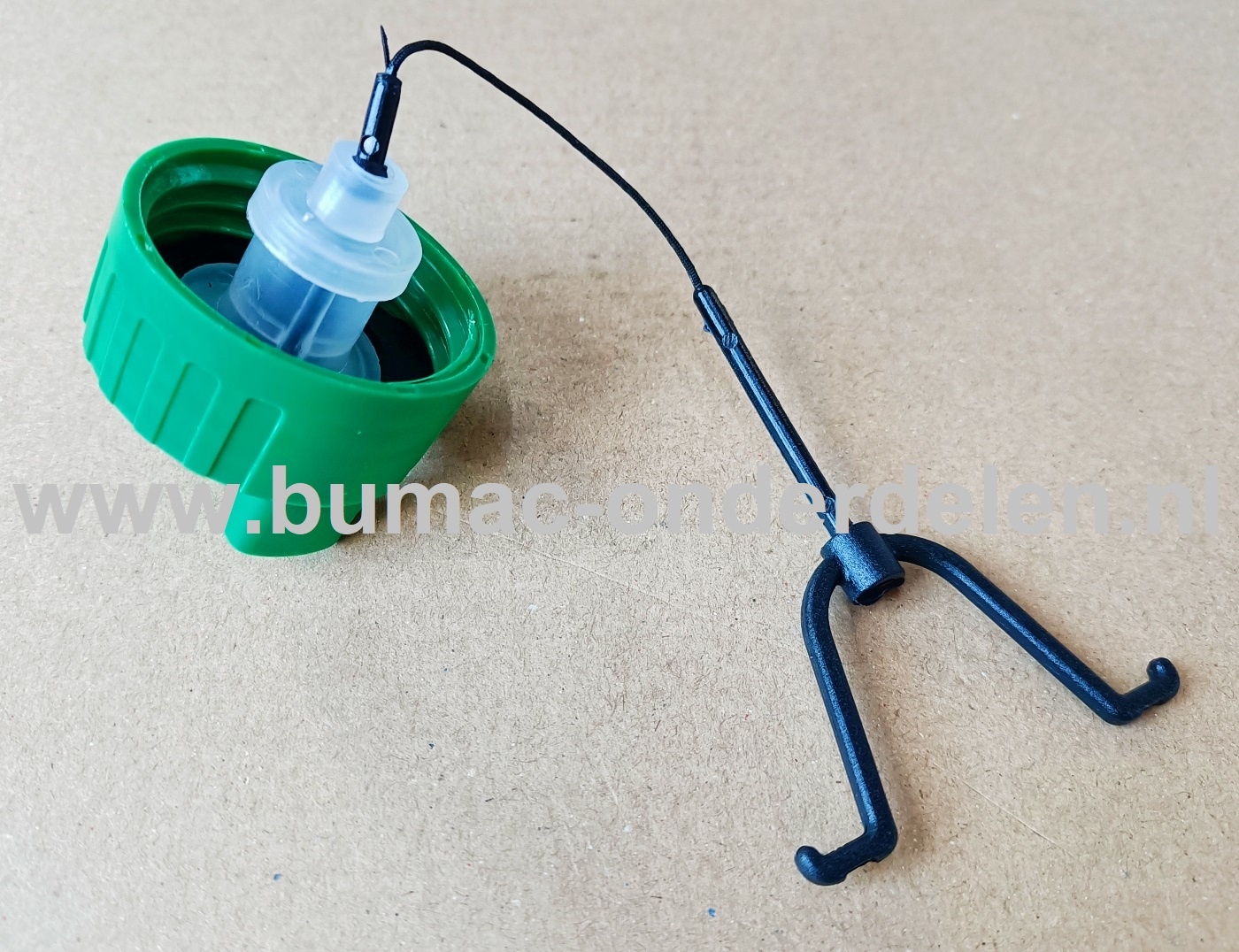 Tankdop Husqvarna 232R, 235R, 322, 325 Bosmaaiers, Strimmers, Stokheggenscharen, Multitools, ELECTROLUX Brandstofdop voor Bermmaaiers, Trimmers, Heggenschaar, Benzinedoppen, Tankdoppen, Brandstofdoppen, HUSQVARNA, MCCULLOCH, FLYMO, JONSERED, PARTNER