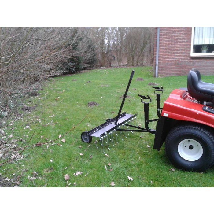 Ontmosser, Verticuteermachine, mos verwijderaar, Ontmossen achter Zitmaaier - Frontmaaier of Quad