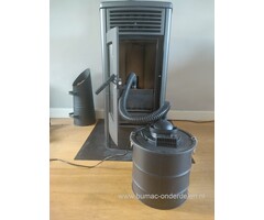 Aszuiger 18 Ltr - 1200 Watt voor koude as van Open haard, Pellet kachel, BBQ, Potkachel, Houtkachel, As zuiger met 17Kpa Zuigkracht en Metalen - Kunststof behuizing, Gewicht 3,8 Kg, Eenvoudig in gebruik door dat deze is voorzien van een Zware elektro moto