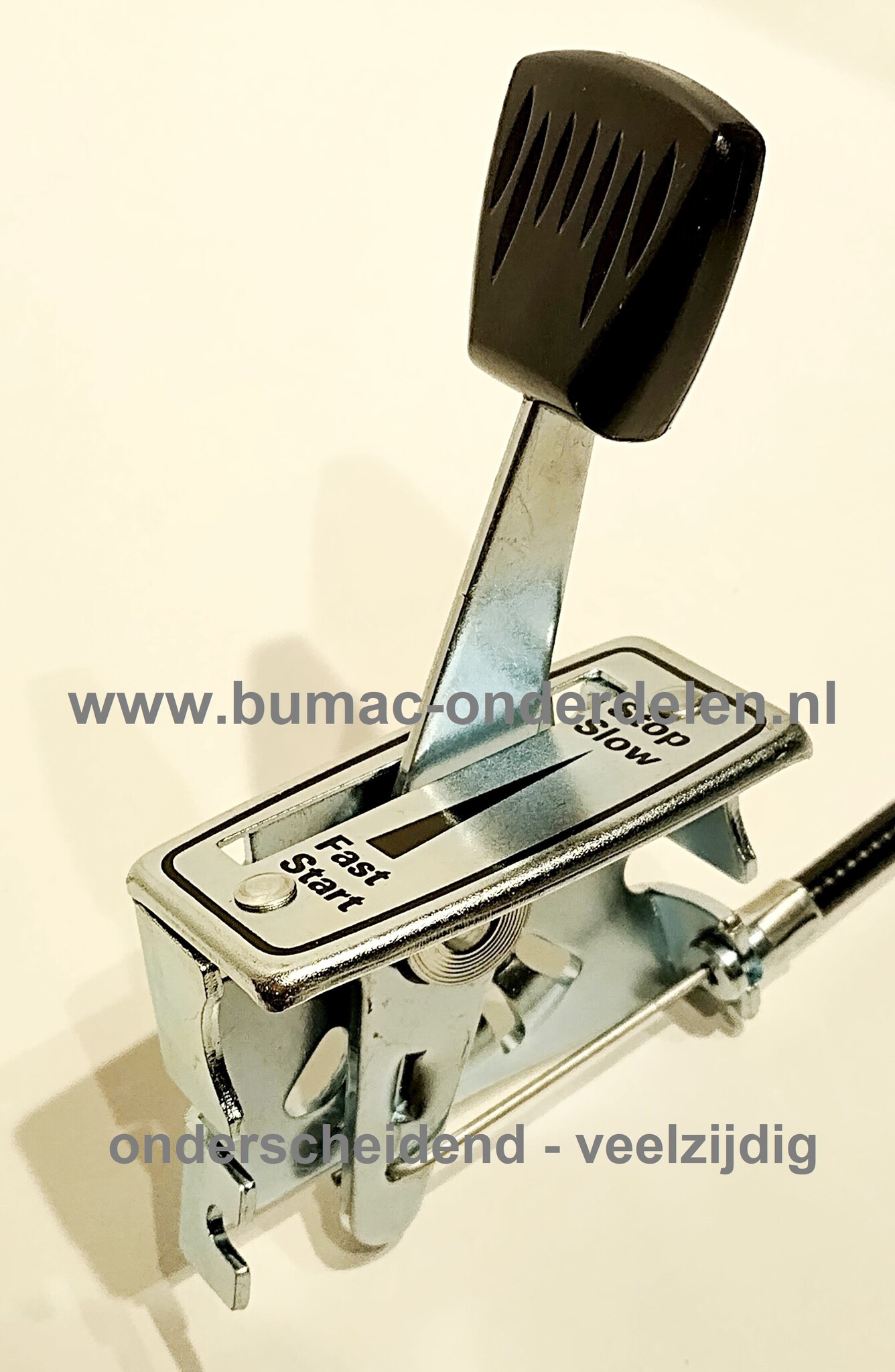 Gaskabel Universeel 155 Cm met hendel. Omkeerbaar om start/stop positie te wijzigen voor Grasmaaiers, Trilplaten, Sleuvenstampers, Wolf, MTD, Husqvarna, Alko, Viking, CastelGarden, Brill, Stiga, Honda, Murray, Toro Grasmaaiers, Gashendel.