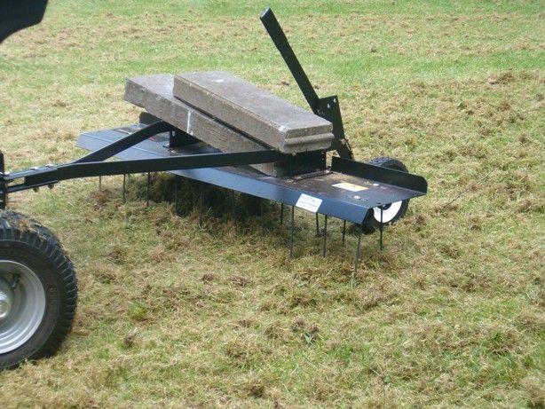 Ontmosser, Verticuteermachine, mos verwijderaar, Ontmossen achter Zitmaaier - Frontmaaier of Quad - Copy