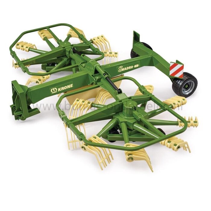 Bruder Dubbele cirkelhark Krone Swadro 761 speelgoed, schaal 1:16 met beweegbare tanden, inklapbare armen en steunpoot, aanhanger voor Profi-serie tractoren, onderdeel