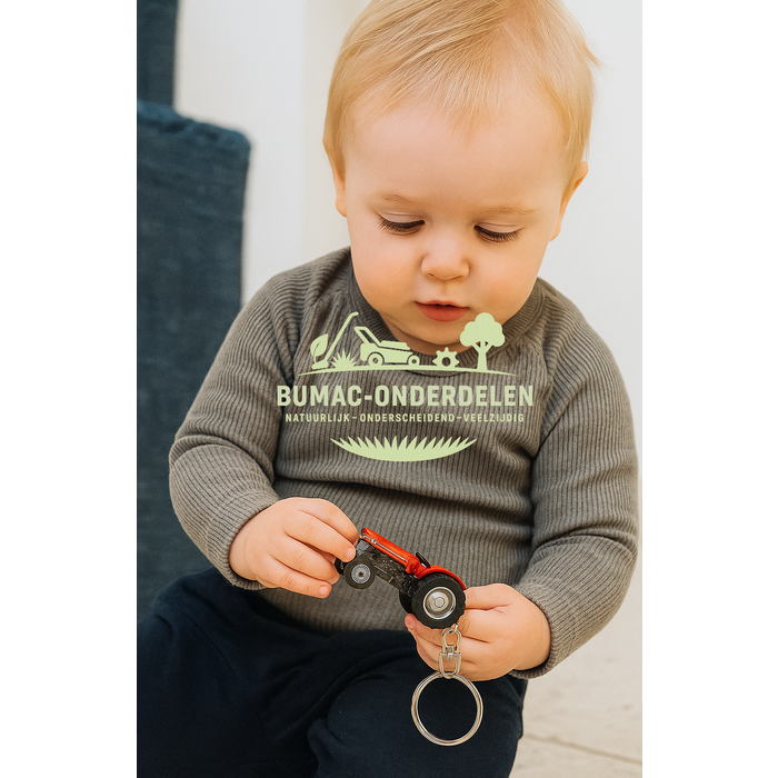 Sleutelhanger Massey Ferguson MF135 tractor miniatuur, Universal Hobbies detailgetrouw model, stevig metalen sleutelhouder voor fans en kinderen vanaf 3 jaar, onderdeel