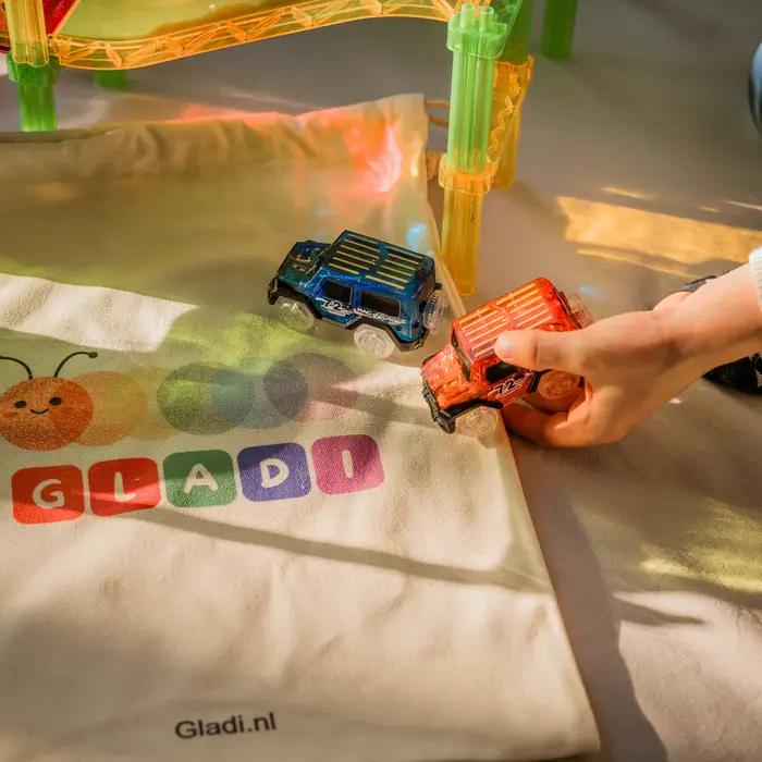 Gladi Tiles uitbreidingsset 2 racebaan auto’s | Onderdeel