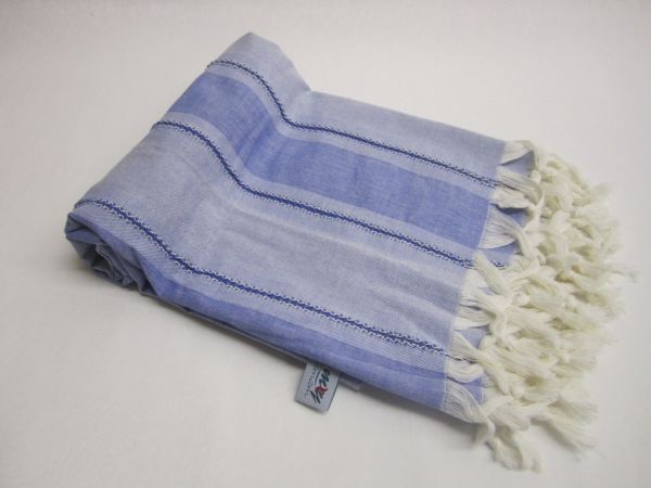 Hamamdoek "Harem" blauw, ingelegd met kleine gaatjes