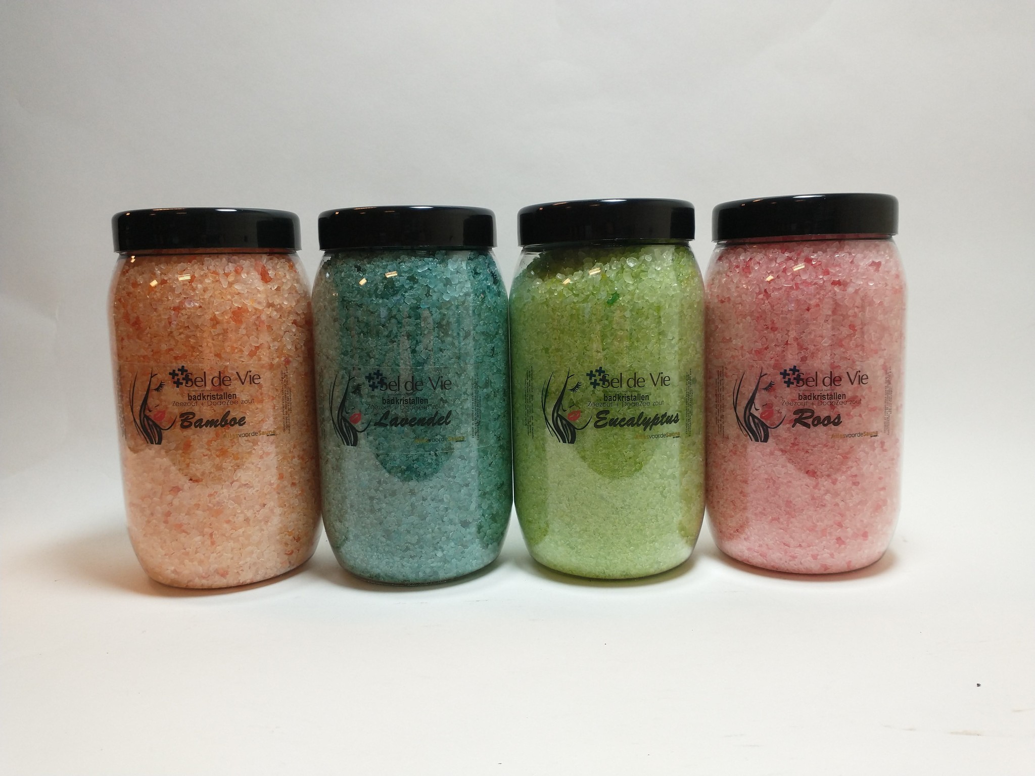 Badzout pakket 4 x 1200gr uit zeezout en dode zee zout. Cadeaupakket