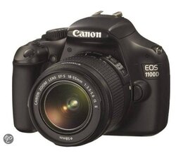 Canon EOS 1100D + 18-55mm II IS
