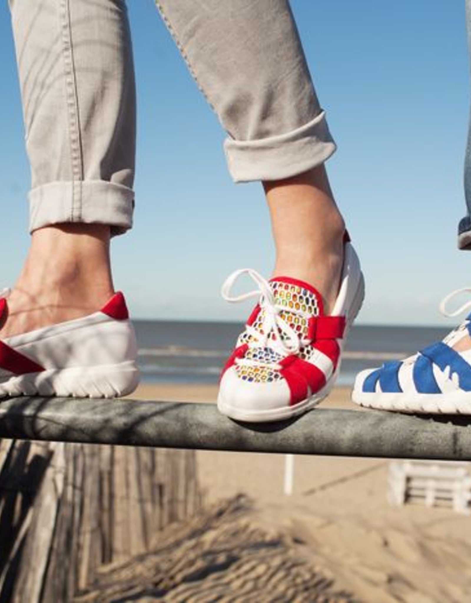 PRETTY&FAIR Colorful blue slip on's - vegan - Multi Cobalt - Nappa White - PF2008-V