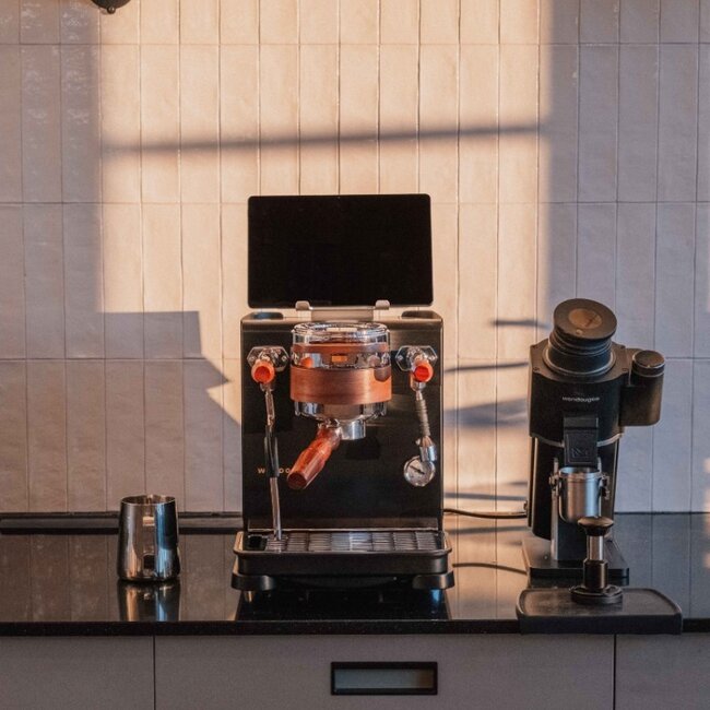 Wendougee - Data-S (Zwart/Goud) - Espressomachine