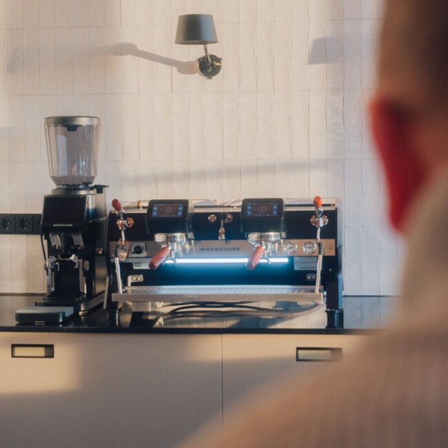 Wendougee - SDRAGON-SAT PRO | 2 Group (Zwart) - Espressomachine