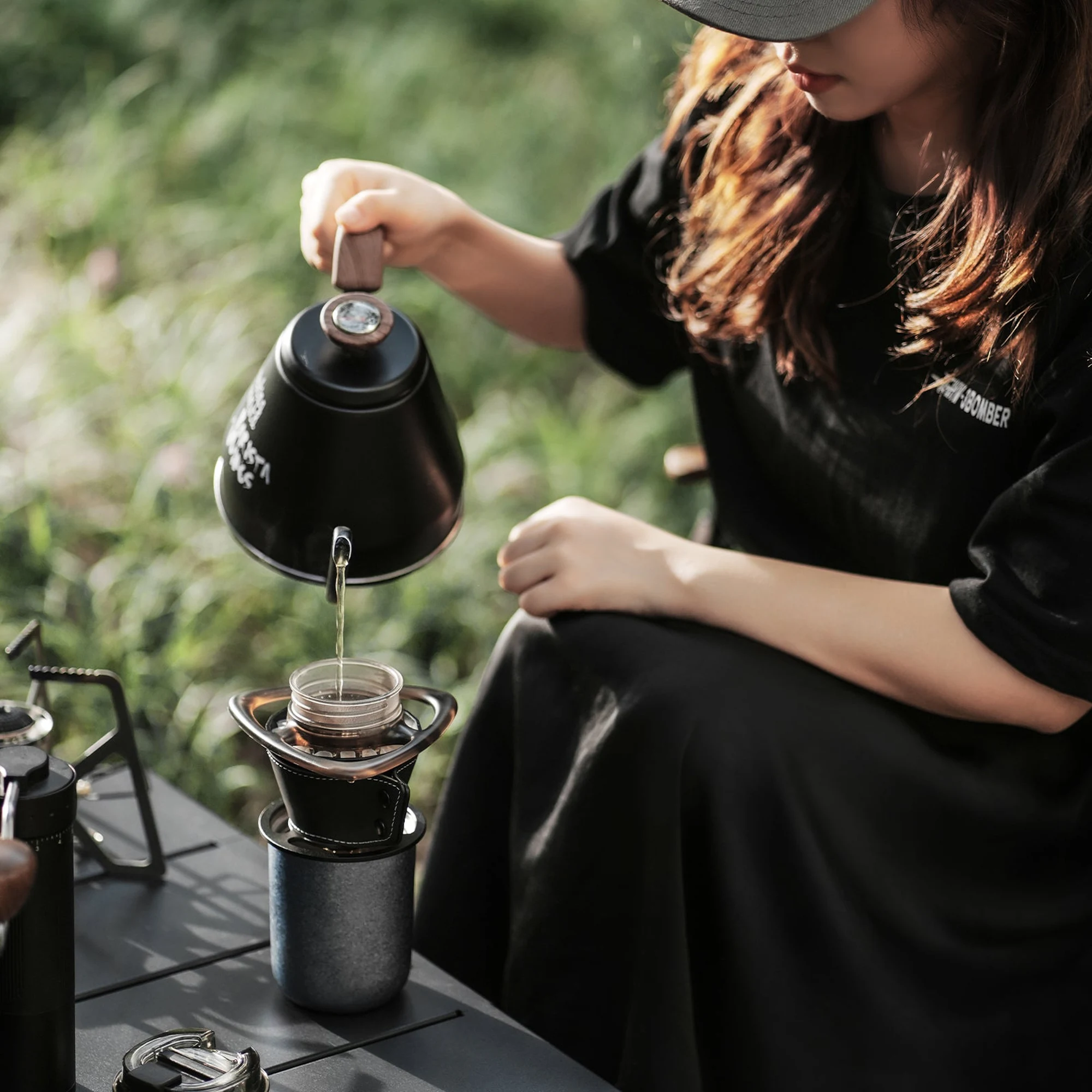 MHW-3Bomber Rain Pour-Over Splitter waterverdeler | Zwart