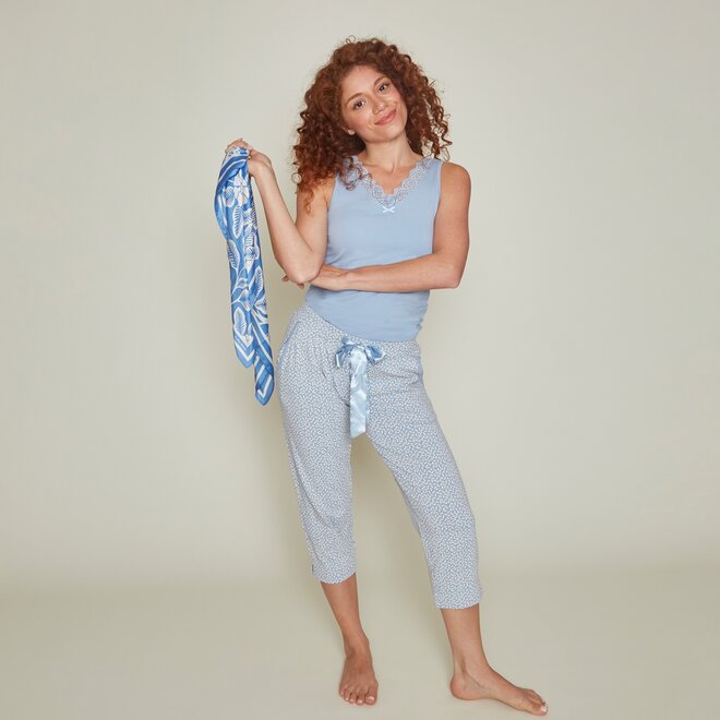 Charlie Choe Dames Pyjamabroek Lichtblauw Sprinkles Driekwart