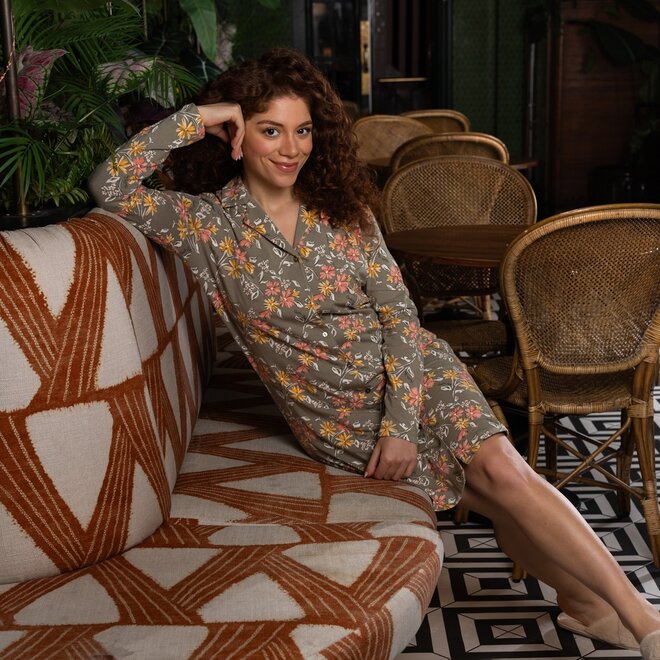 Charlie Choe Damen Nachthemd mit Kragen Grün Blume