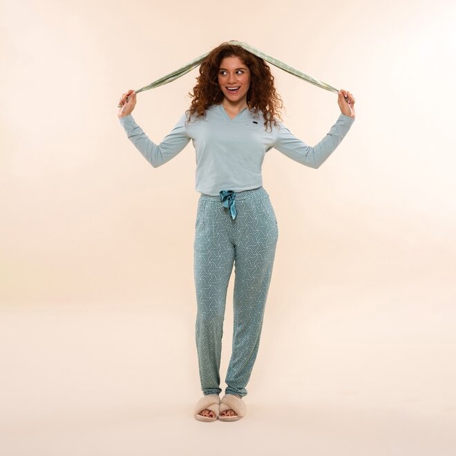 Charlie Choe Women's Long Sleeve Light Blue