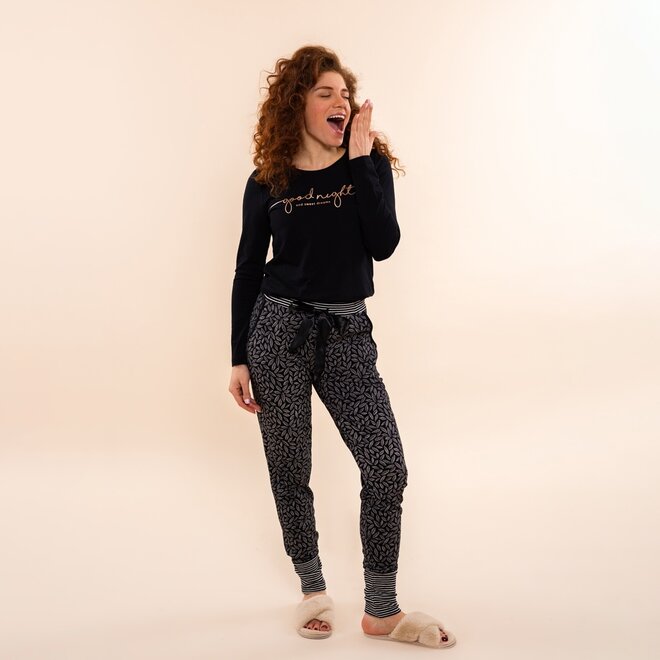 Charlie Choe Dames Longsleeve Zwart Goodnight