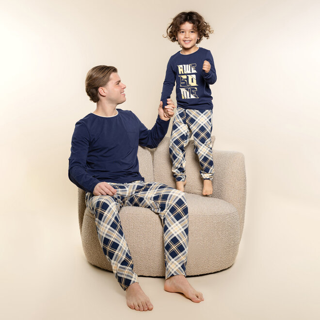 Charlie Choe Jungen-Pyjama Marineblau-Beige Karomuster