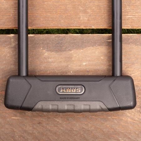 ABUS Beugelslot Granit Plus 470/150 HB 30 cm + houder
