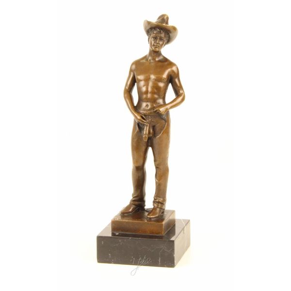  Bronzen beeld van een naakte cowboy