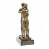 Bronzen beeld van een zoenend mannelijk stel