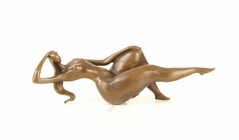 Producten getagd met abstract bronzen beeld