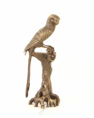 Products tagged with decorative bronze macaw sculpture