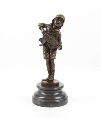 Producten getagd met bronze music sculpture