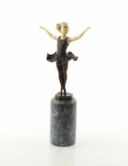 Producten getagd met ballerina bronze sculpture