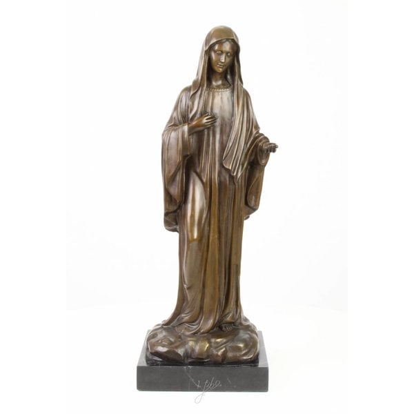  A large bronze sculpture of Madonna