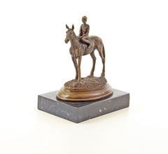 Producten getagd met bronze horse statue