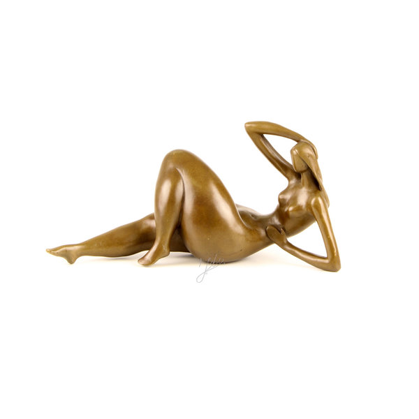  A bronze sculpture of a contemporary nude female