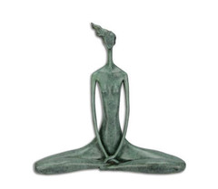 Producten getagd met naked female in yoga pose sculpture