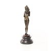 Een erotisch bronzen beeld van een vrouwelijk naakt