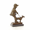 Bronzen sculptuur van een meisje met hond