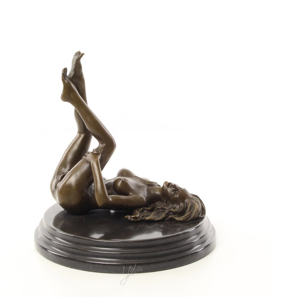  Bronzen sculptuur van een mastuberende  naakte vrouw