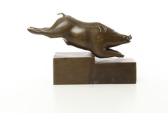 Producten getagd met bronze sculpture of wild boar